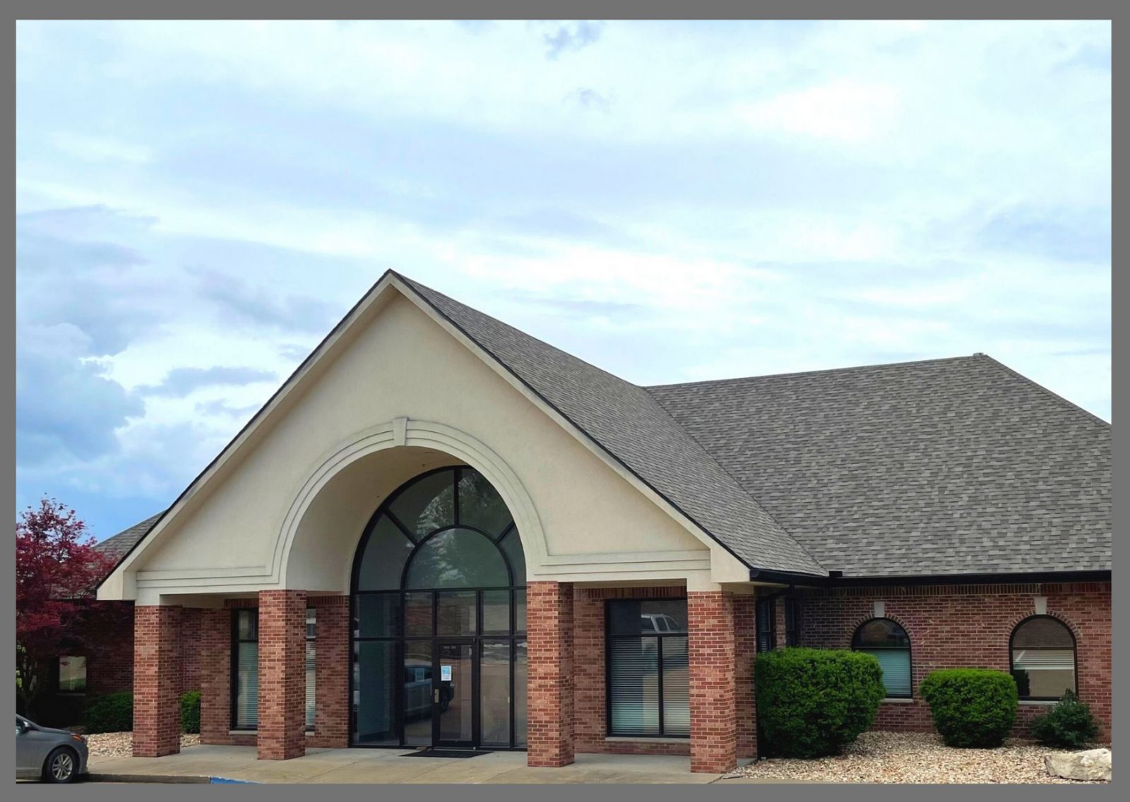 The Diamond Ridge Dentistry office building in Jefferson City, Missouri